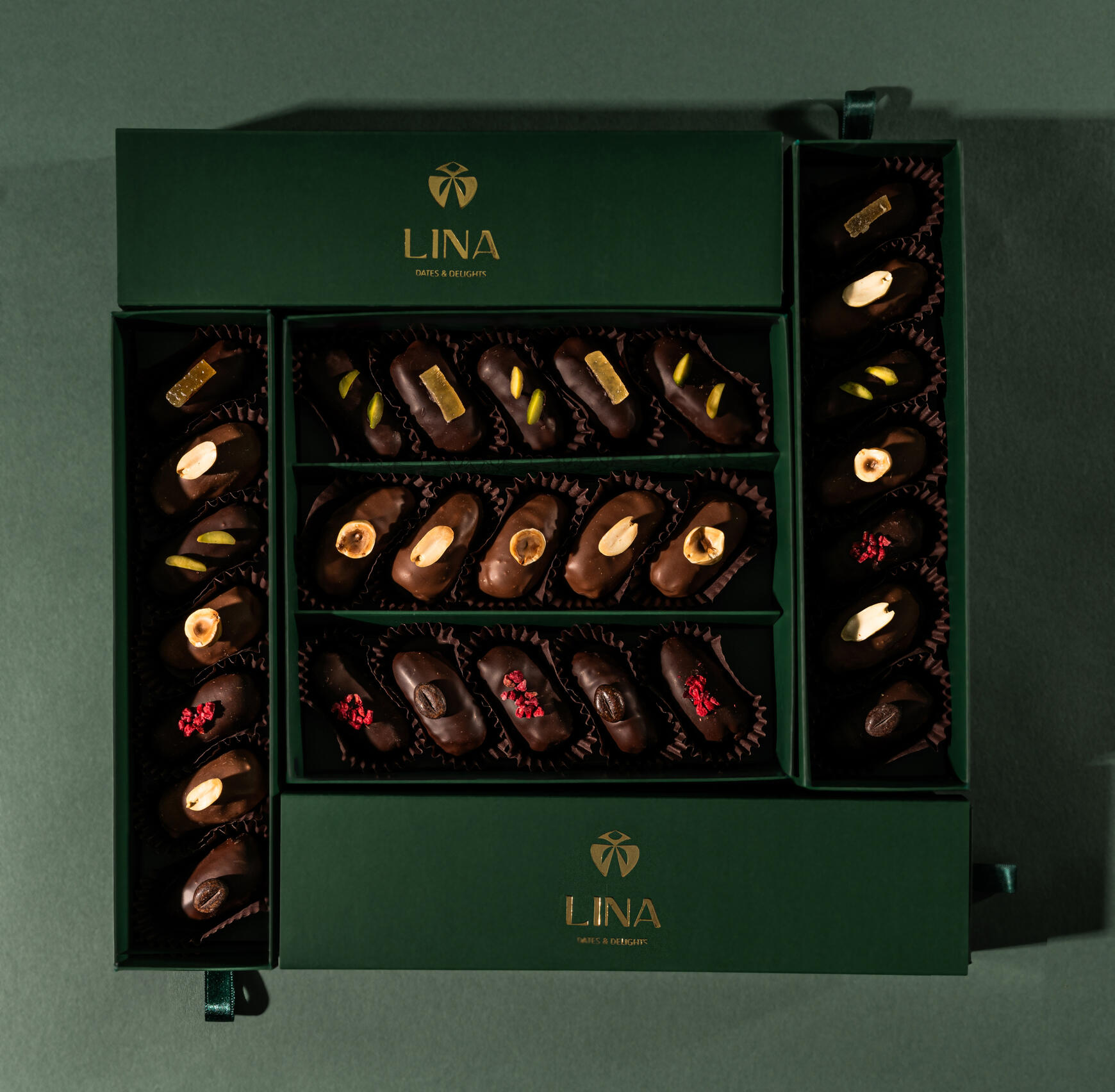 Coffrets Signature Des écrins élégants, parfaits pour vos cadeaux raffinés.